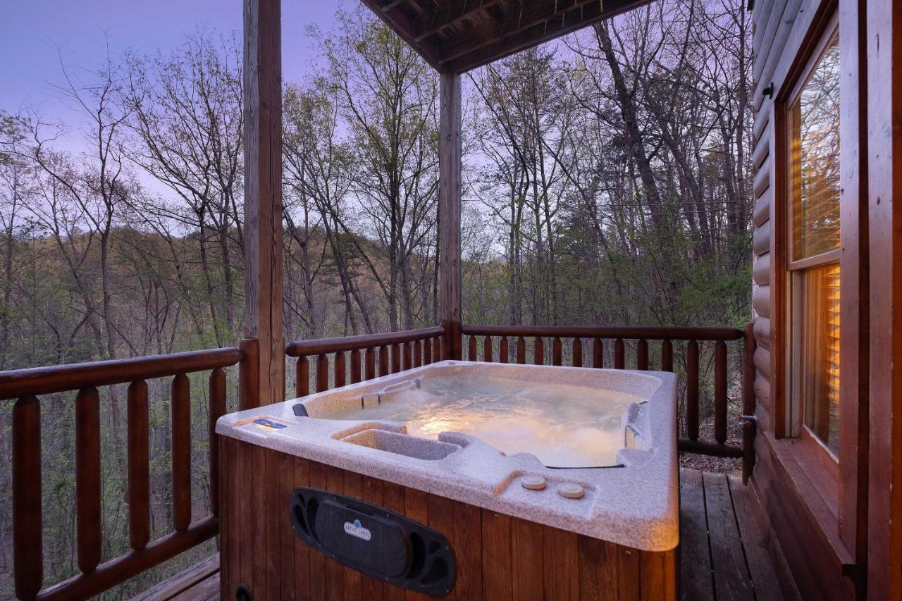 Private Smoky Mtn Log Home With 2 Decks And Hot Tub! Pigeon Forge Exterior foto